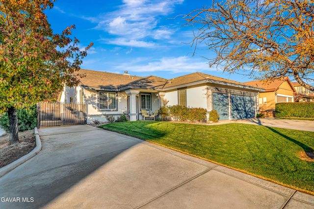 6147 W J-15, Lancaster, CA 93536