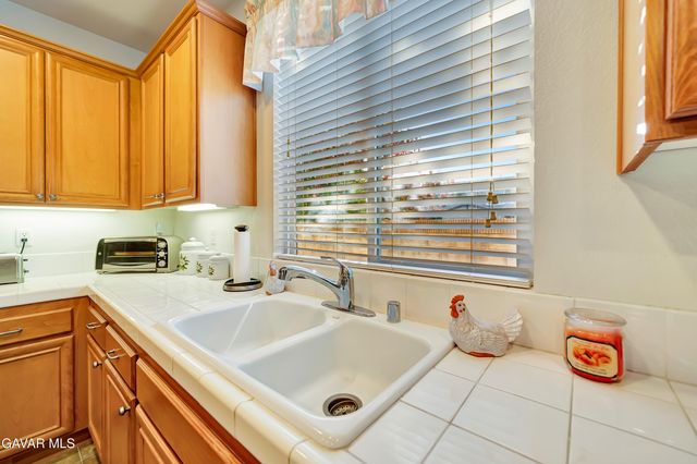 6147 W J-15, Lancaster, CA 93536