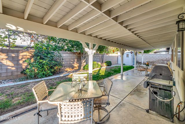 6147 W J-15, Lancaster, CA 93536