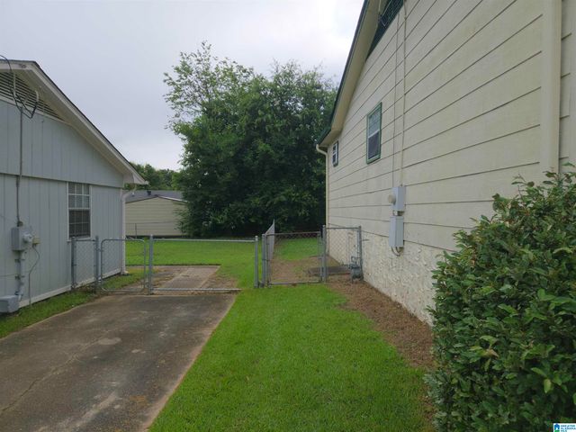 532 LAMPLIGHTER LANE, Birmingham, AL 35214