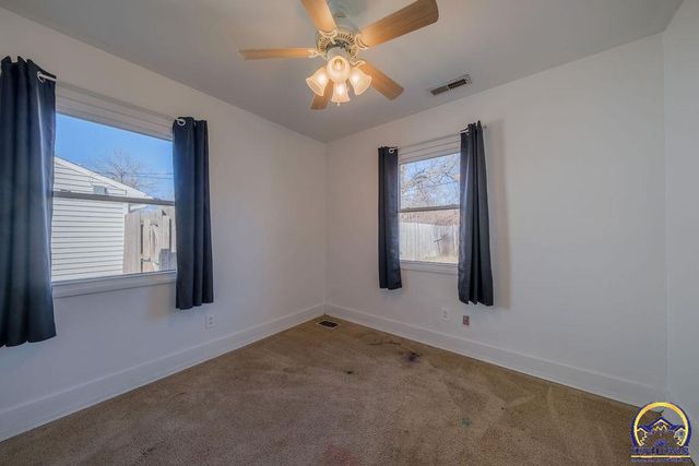 3388 SW Mayo AVE, Topeka, KS 66611