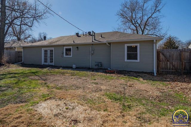 3388 SW Mayo AVE, Topeka, KS 66611