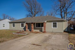 3388 SW Mayo AVE, Topeka, KS 66611