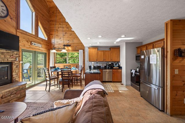 2350 Kerr Road, Sevierville, TN 37876