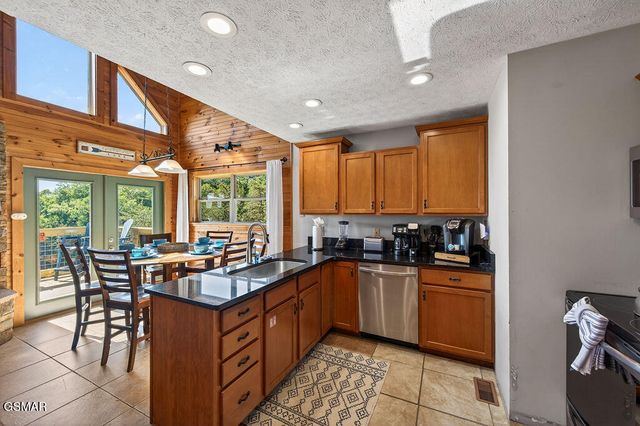 2350 Kerr Road, Sevierville, TN 37876