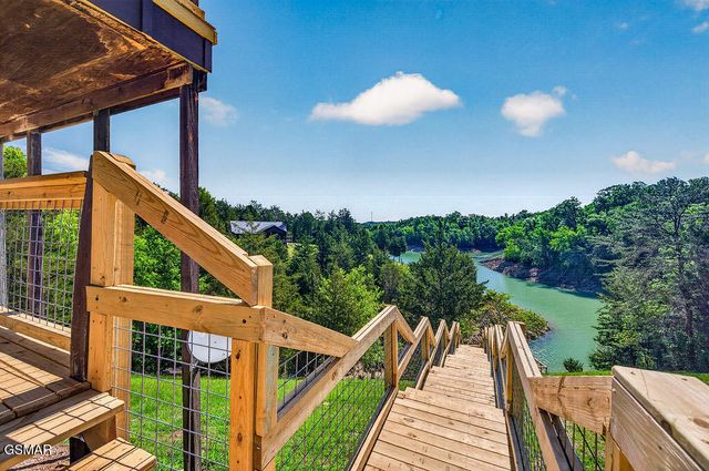 2350 Kerr Road, Sevierville, TN 37876