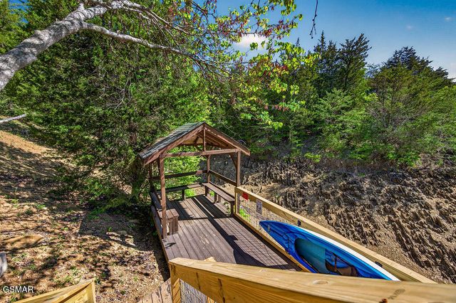 2350 Kerr Road, Sevierville, TN 37876