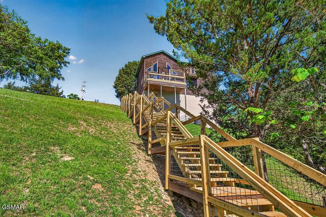 2350 Kerr Road, Sevierville, TN 37876