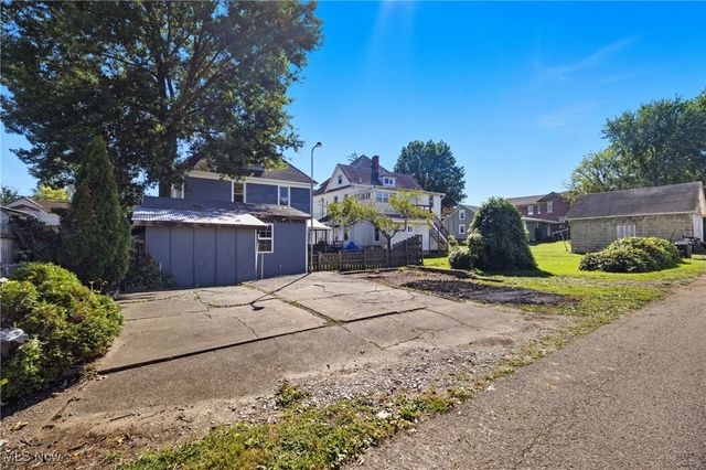 1029 Lynn Street, Parkersburg, WV 26101