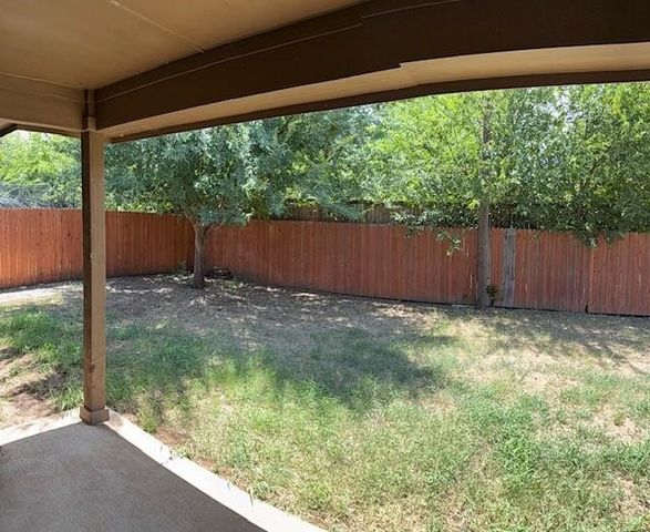 945 Loftin Street, Crowley, TX 76036