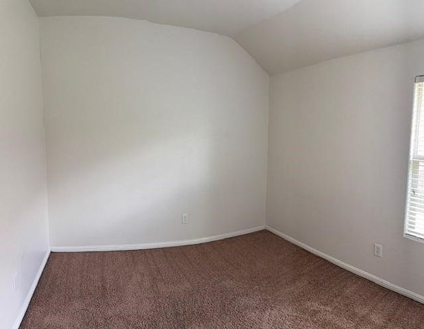 945 Loftin Street, Crowley, TX 76036