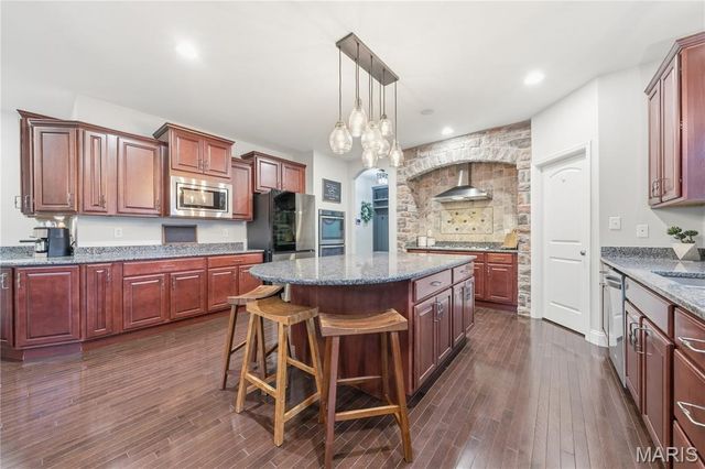 107 Cypress Meadows Drive, Wentzville, MO 63385