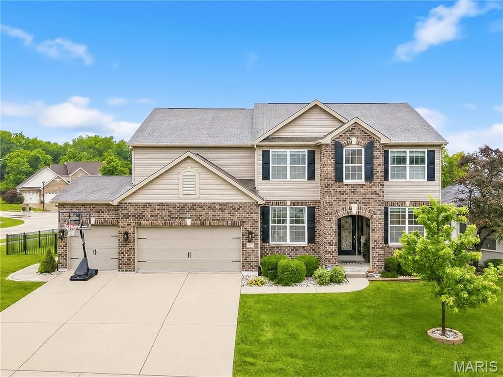107 Cypress Meadows Drive, Wentzville, MO 63385