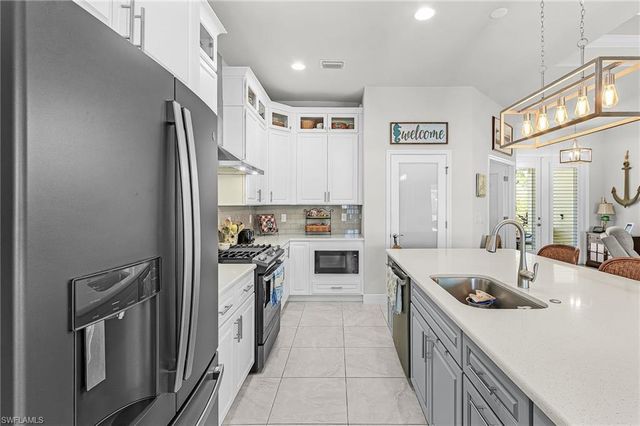 3627 Schooner LN, St. James City, FL 33956