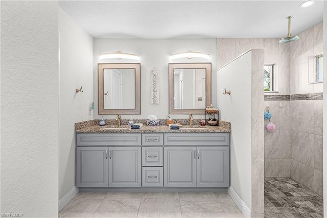 3627 Schooner LN, St. James City, FL 33956