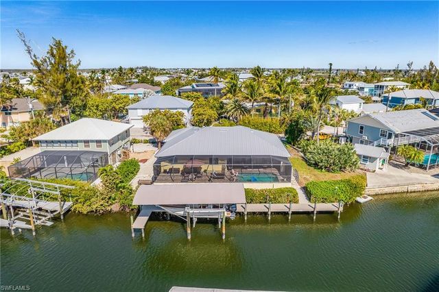 3627 Schooner LN, St. James City, FL 33956