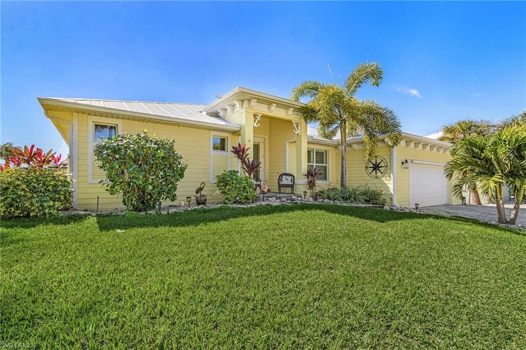 3627 Schooner LN, St. James City, FL 33956