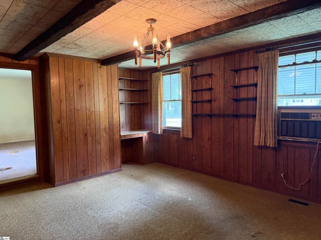 6 Shadow Lane, Taylors, SC 29687
