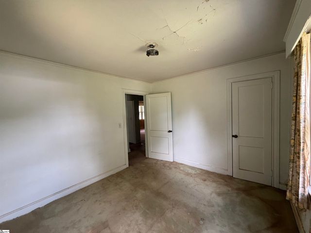 6 Shadow Lane, Taylors, SC 29687