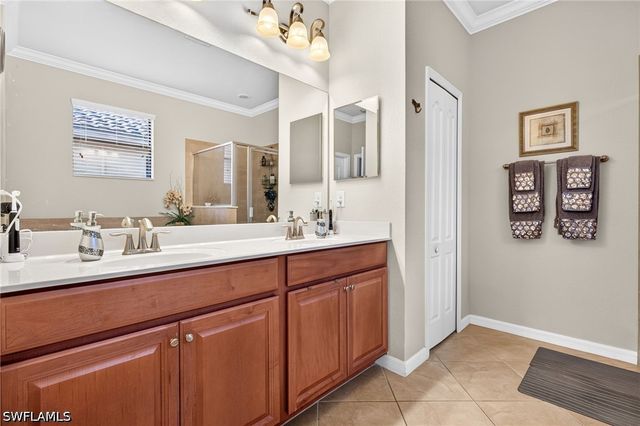 2764 Via Piazza LOOP, Fort Myers, FL 33905