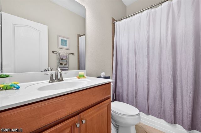 2764 Via Piazza LOOP, Fort Myers, FL 33905
