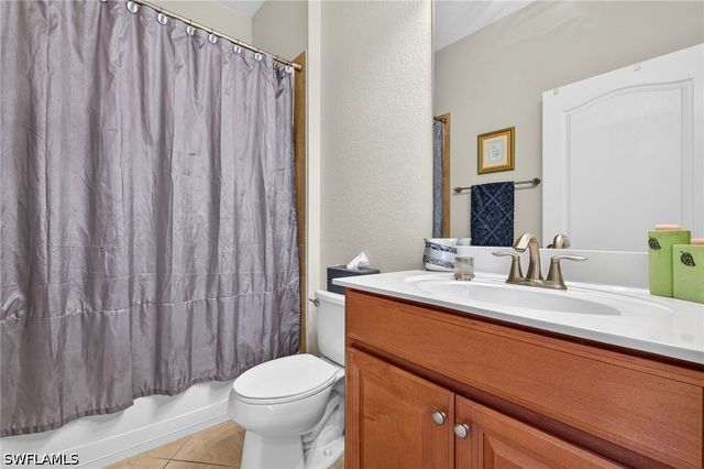 2764 Via Piazza LOOP, Fort Myers, FL 33905