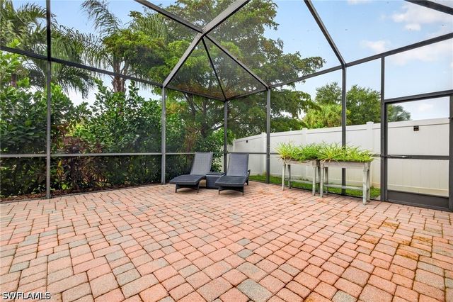 2764 Via Piazza LOOP, Fort Myers, FL 33905