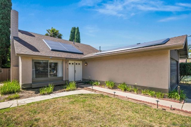 245 FESTIVAL DR, Oceanside, CA 92057