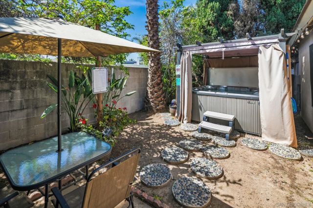 245 FESTIVAL DR, Oceanside, CA 92057
