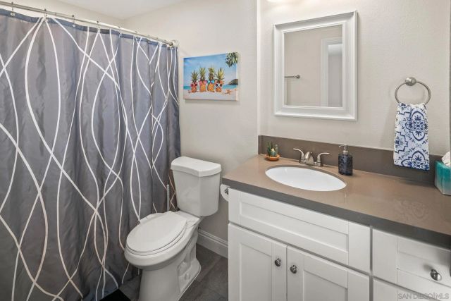245 FESTIVAL DR, Oceanside, CA 92057