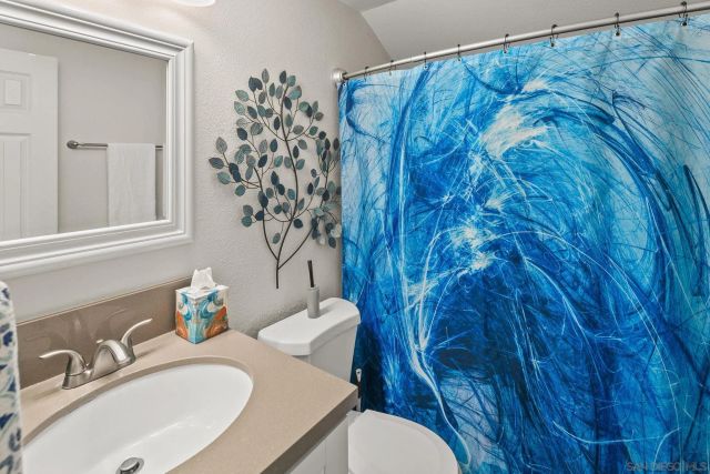 245 FESTIVAL DR, Oceanside, CA 92057