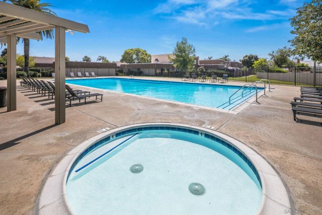 245 FESTIVAL DR, Oceanside, CA 92057