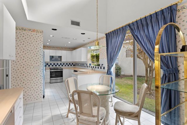 17716 NATHANS DRIVE, Tampa, FL 33647