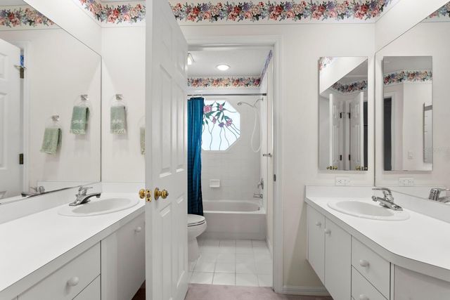 17716 NATHANS DRIVE, Tampa, FL 33647