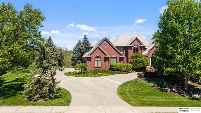 13804 Cuming Street, Omaha, NE 68154