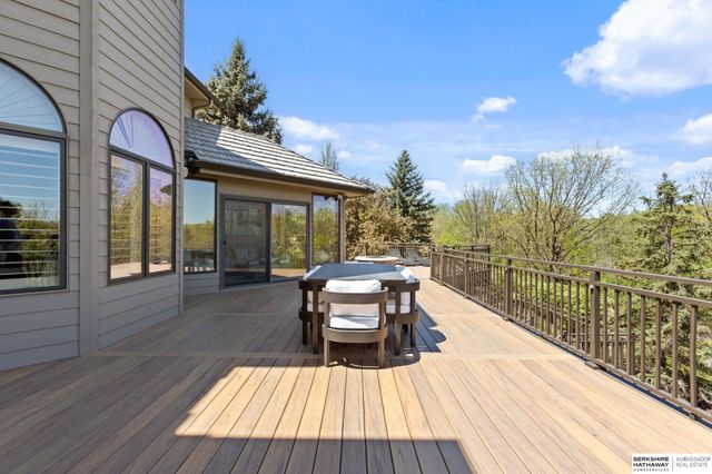 13804 Cuming Street, Omaha, NE 68154