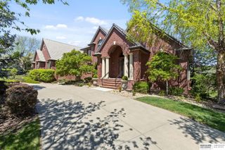 13804 Cuming Street, Omaha, NE 68154