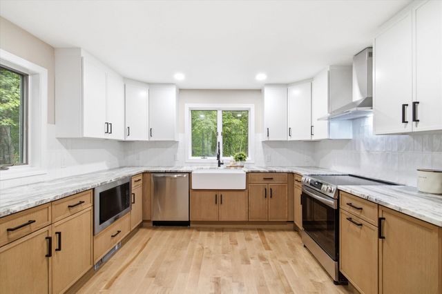 4 Olsen Lane, Wolfeboro, NH 03894