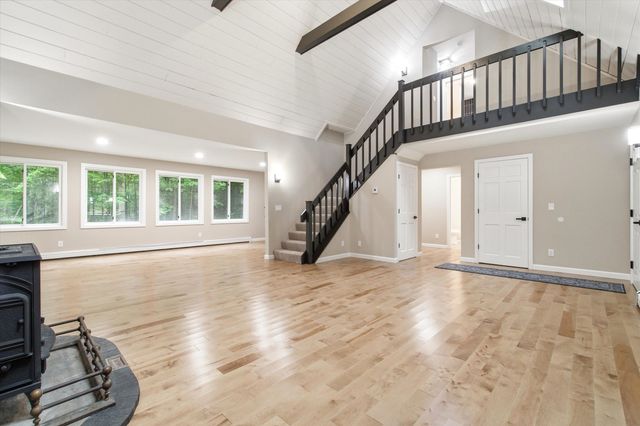 4 Olsen Lane, Wolfeboro, NH 03894