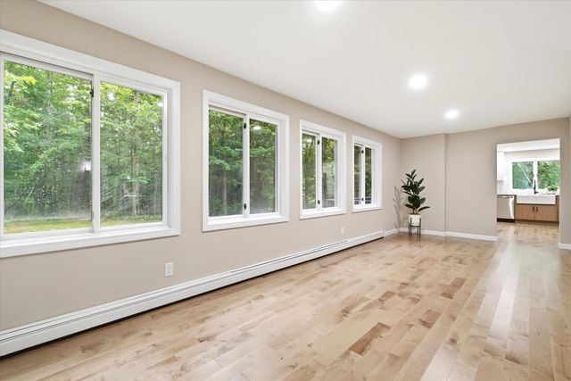4 Olsen Lane, Wolfeboro, NH 03894