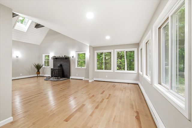 4 Olsen Lane, Wolfeboro, NH 03894