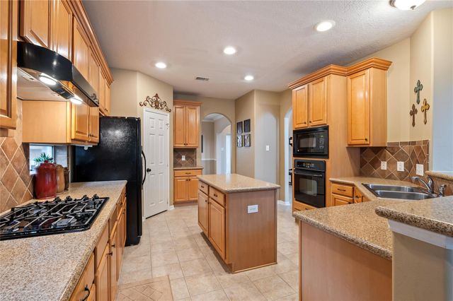 2515 Bennington Court, League City, TX 77573