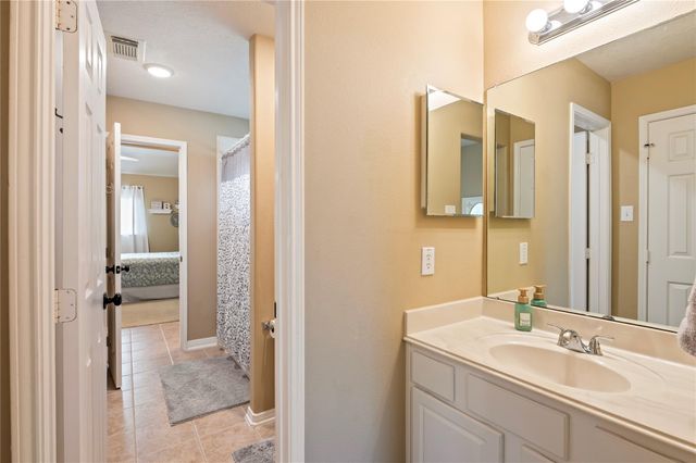 2515 Bennington Court, League City, TX 77573