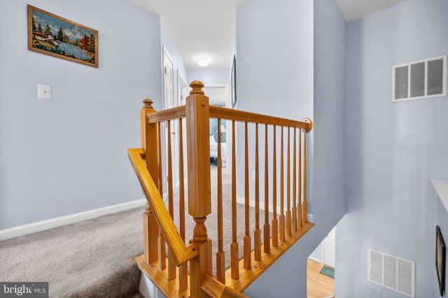 2576 GRAYTON LN, Woodbridge, VA 22191