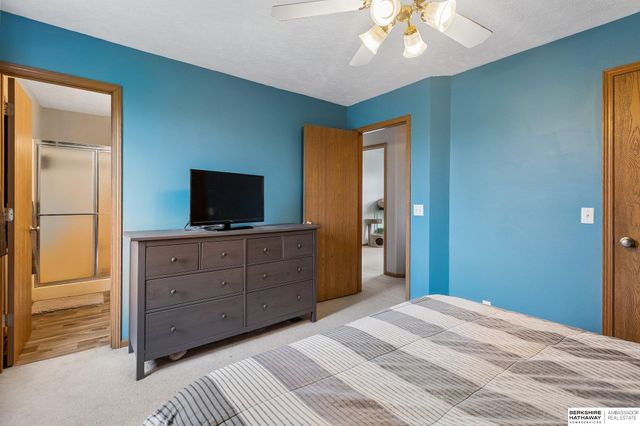 11218 Mary Street, Omaha, NE 68164