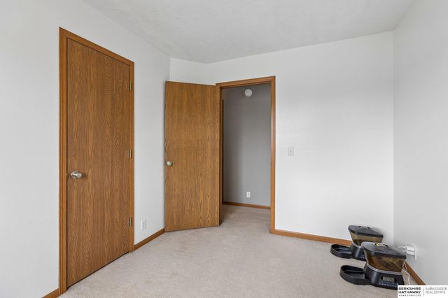 11218 Mary Street, Omaha, NE 68164