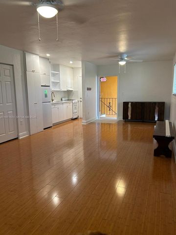 7901 SW 64th Ave 20, South Miami, FL 33143