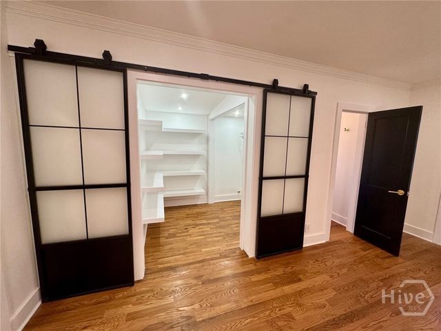 407 E 58th Street, Savannah, GA 31405