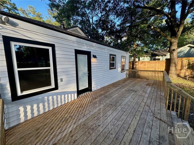 407 E 58th Street, Savannah, GA 31405