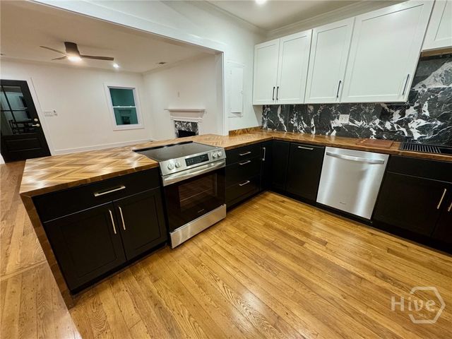 407 E 58th Street, Savannah, GA 31405